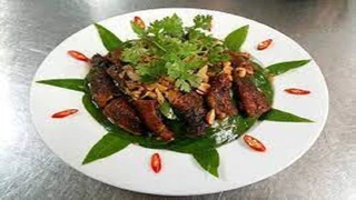 Gỏi cá bống nhảy lá kìm – Đặc sản của vùng rừng ngập mặn Vàm Sát