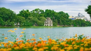 Hồ Gươm nơi lắng hồn núi sông ngàn năm (Phần 1)
