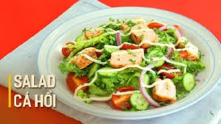 Cách chế biến Salad Cá Hồi Muối