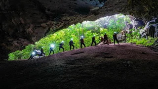 Khám phá tour du lịch Tú Làn (phần 1)