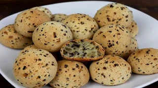 Đơn giản lạ miệng với bánh Mè Đen