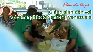Giáng sinh đến với trẻ em nghèo ở Caracas, Venezuela- Khám Phá Thế Giới