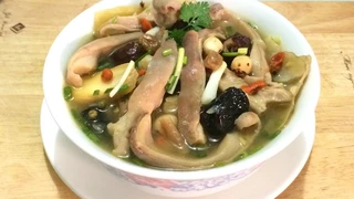 Đổi vị với món Dạ dày Đà điểu hấp muối và gân Đà điểu hầm thuốc Bắc