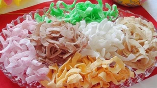 Mứt Tết - Góc nhìn về dinh dưỡng và an toàn thực phẩm