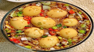 Độc đáo trứng ngâm tương Hàn Quốc