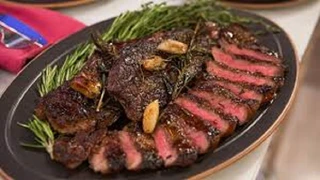 Bò Úc sốt rượu vang