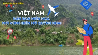 Bản Bon hiền hòa nơi vùng biển hồ Quỳnh Nhai
