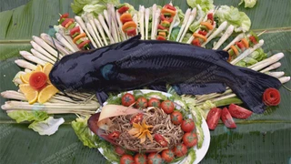 Món cá lăng sông đà kho trà cổ thụ (phần 1)