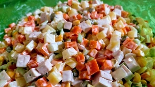 Thịt nướng, salad - Những món ăn không thể thiếu trong mâm cỗ Giáng sinh của người Nga
