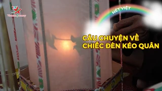 Câu chuyện về chiếc đèn kéo quân