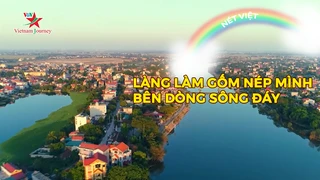 Làng làm gốm nép mình bên dòng sông Đáy