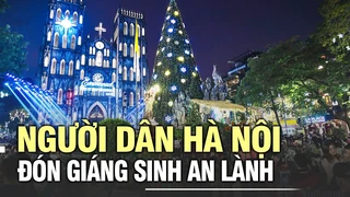 Người dân Hà Nội đón Giáng Sinh an lành