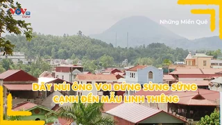Dãy núi ông Voi đứng sừng sững cạnh đền mẫu linh thiêng
