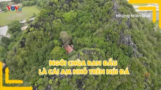 Ngôi chùa ban đầu là cái am nhỏ trên núi đá