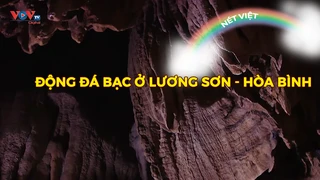Động Đá Bạc ở Lương Sơn - Hòa Bình