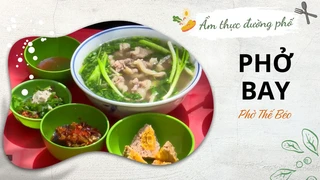 Phở 'bay' - Phở Thế béo