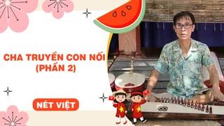Đôi bàn tay làm hàng nghìn cây đàn ở làng Đào Xá