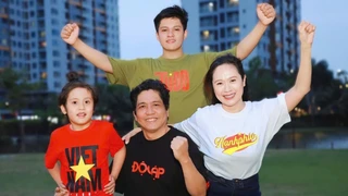 Thanh Thúy - Đức Thịnh hạnh phúc khi con trai cải thiện sức khỏe và tinh thần